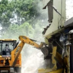 उत्तराखंड राजधानी देहरादून में अतिक्रमण के खिलाफ  ऐक्शन मोड में सरकार, 100 वार्डों को 5 जोन में बांटकर चलेगा बुलडोजर जेब्रा फोर्स तैनात,,,,,