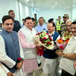 उत्तराखंड BJP के राष्ट्रीय अध्यक्ष जे पी नड्डा के जॉलीग्रांट एयरपोर्ट पहुंचने पर प्रदेश के मुखिया पुष्कर सिह धामी ने किया स्वागत,,,,,