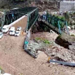 उत्तराखंड में आज बारिश ने मचाया कोहराम, उत्तरकाशी बड़कोट के खरादी में भारी बारिश के चलते मलबा आने से यातायात बाधित,,,,,,,