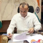 उत्तराखंड में आईएएस अधिकारी मयूर दीक्षित ने संभाला  जिलाधिकारी हरिद्वार का कार्यभार, अधिकारियों ने पुष्पगुच्छ देकर किया स्वागत,,,,,,