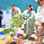 उत्तराखंड मुख्यमंत्री ने विश्व पर्यावरण दिवस पर “एक पेड़ मां के नाम” अभियान के अंतर्गत किया पौधारोपण,,,,,,