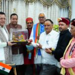 उत्तराखंड मुख्यमंत्री पुष्कर सिंह धामी से बद्री-केदार मंदिर समिति के प्रतिनिधिमंडल ने मुलाकात कर किया राज्य सरकार का आभार,,,,