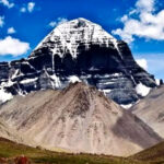 उत्तराखंड कैलाश मानसरोवर यात्रा में श्रद्धालुओं ने किए कैलाश मानसखंड मंदिर माला के दिव्य मनमोहक दर्शन के साथ पूजा अर्चना कर लिया आशीर्वाद,,,