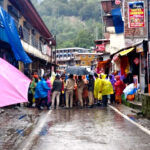 उत्तराखंड में बाबा केदारनाथ यात्रा एक बार फिर बाधित, गौरी कुण्ड और सोनप्रयाग के बीच भारी बारिश से सड़क पर आया मलबा और बोल्डर,,, 