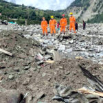 उत्तराखंड धराली में 8-10 फीट मलबे में दबे हैं लोग, GPR से मिले सिग्नल के आधार पर कई जगहो पर की  खुदाई,,,,,