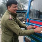 उत्तराखंड कोहरे में सुरक्षा को लेकर हरिद्वार पुलिस ने की बड़ी पहल,SSP के निर्देश पर पुलिस ने चलाया रिफ्लेक्टर टेप अभियान,,,,,,