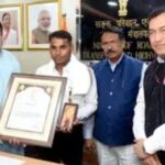 उत्तराखंड सिलक्यारा टनल हादसा, टनल में फंसे 41 मजदूरों की जान बचाने वाले 12 रैट माइनर्स को नितिन गडकरी ने प्रदान किया वीरता पदक,,,