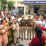 उत्तराखंड रुड़की में शादी के तीन महीने बाद हुई नवविवाहिता की संदिग्ध परिस्थितियों में मौत, अंतिम संस्कार को लेकर भिड़े दोनों पक्ष, पुलिस जांच जारी,,,