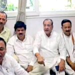 भारतीय राष्ट्रीय कांग्रेस के अध्यक्ष खड़गे के उत्तराखंड दौरे से पहले गरमाई राजनीति, कांग्रेस कार्यकर्ताओं ने धरना देकर पुलिस प्रशासन पर लगाए प्रताड़ना के आरोप,,,