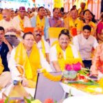 उत्तराखंड मुख्यमंत्री पुष्कर सिंह धामी ने डिफेंस कॉलोनी देहरादून में आयोजित शिवमहापुराण कथा में प्रतिभाग कर लिया आशीर्वाद,,,
