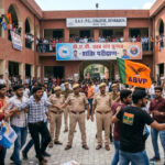  डीएवी पीजी कॉलेज में छात्रसंघ चुनाव के दौरान हंगामा, NSUI और पुलिस के बीच तीखी झड़प के बाद लाठीचार्ज,,,,,,,,,