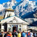 उत्तराखंड रुद्रप्रयाग में मौसम बदलने से बढ़ी ठंड, केदारनाथ की पहाड़ियों पर बर्फबारी, बारिश से 14 मार्ग अवरुद्ध,,,,