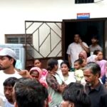 उत्तराखंड हरिद्वार कार की टक्कर से घायल किशोरी की मौत पर परिजनों ने रेल चौकी ज्वालापुर में हंगामा कर जताया आक्रोश,,,,