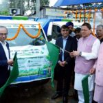 उत्तराखंड सीएम धामी के आह्वान पर स्वच्छता अभियान से जुड़ा कॉरपोरेट सेक्टर, खटीमा में अपशिष्ट प्रबंधन के लिए झंडी दिखाकर 15 वाहन किए रवाना,,,