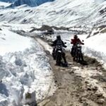 उत्तराखंड ​18 हजार फीट पर जमी ‘देवताल’ झील, माइनस 30 डिग्री में भारत-चीन सीमा पर 5 फीट बर्फ के बीच सीमा पर पहुंचे बाइकर्स बोले यह है’धरती का स्वर्ग’