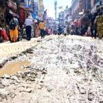उत्तराखंड हरिद्वार सड़कों की बदहाली पर भड़के संत, भूपतवाला में लीपापोती का आरोप, कुंभ के भव्य आयोजन की तैयारियों पर उठाए सवाल,,,