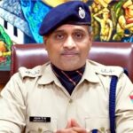 उत्तराखंड पहाड़ों पर उमड़ा 35 हजार से अधिक वाहनों का सैलाब, नैनीताल पुलिस ने जारी किया नया ट्रैफिक प्लान, शाम 4 से रात 10 बजे तक लागू रहेंगे कड़े प्रतिबंध,,,