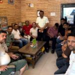 उत्तराखंड हरिद्वार शिवालिक नगर में दुकानों को सील करने के आदेश से व्यापारियों में मचा हड़कंप, मिलकर शासन से राहत की लगाई गुहार,,,
